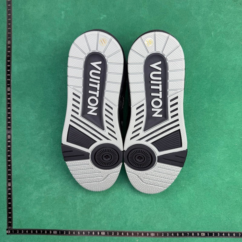 Louis Vuitton  - TT Trainer