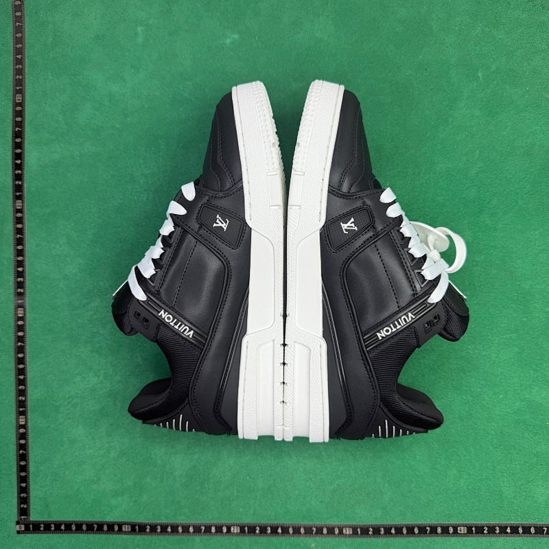 Louis Vuitton  - TT Trainer