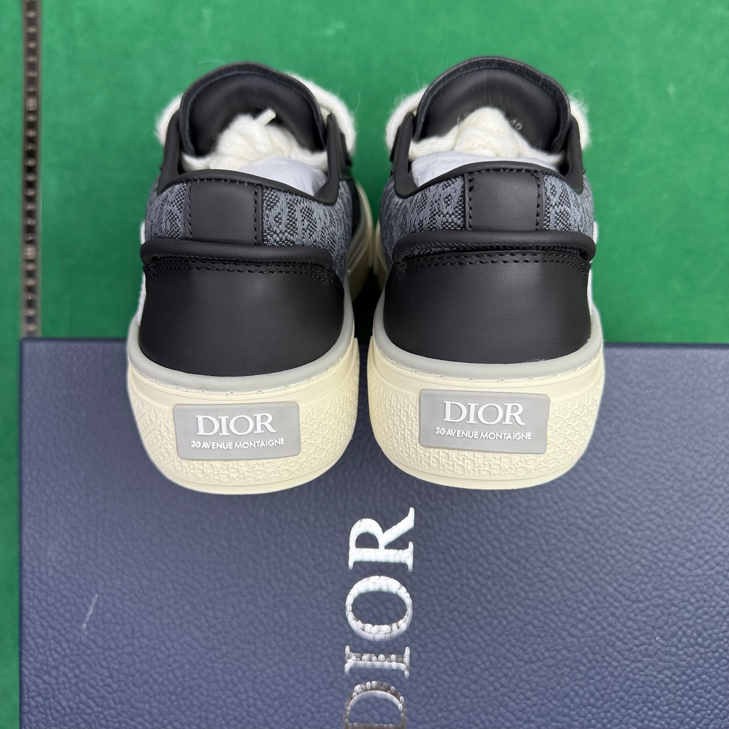 Dior