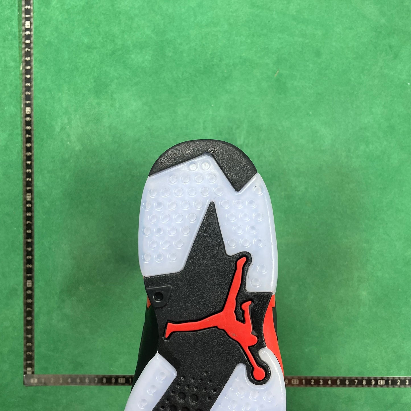 Air Jordan 6 Retro