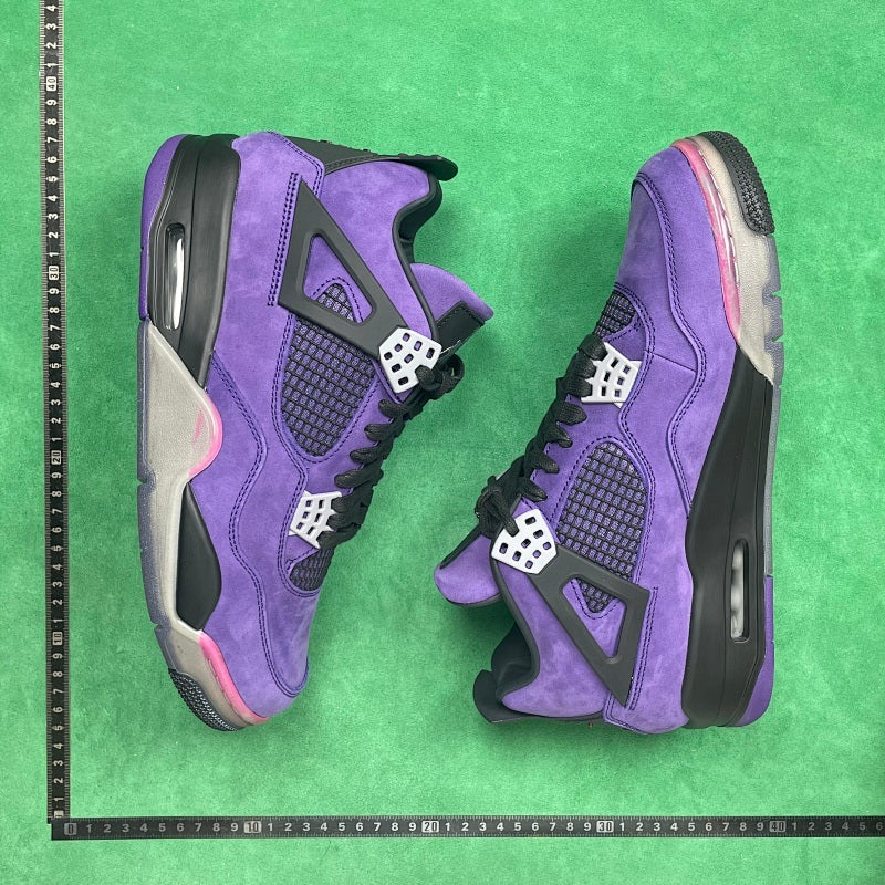 Air Jordan 4 Retro