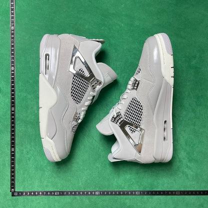 Air Jordan 4 WMNS Retro Sp