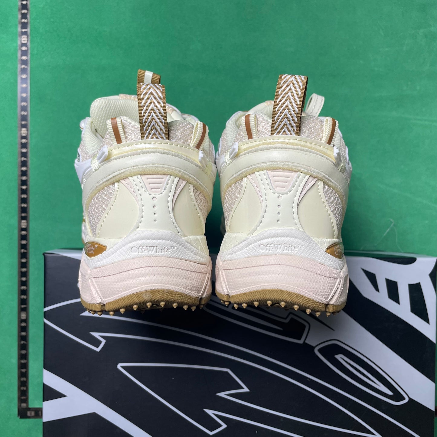 OffWhite- Be Right Back