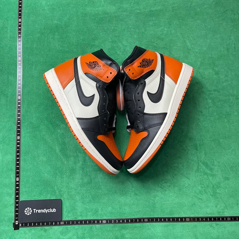 Air Jordan 1