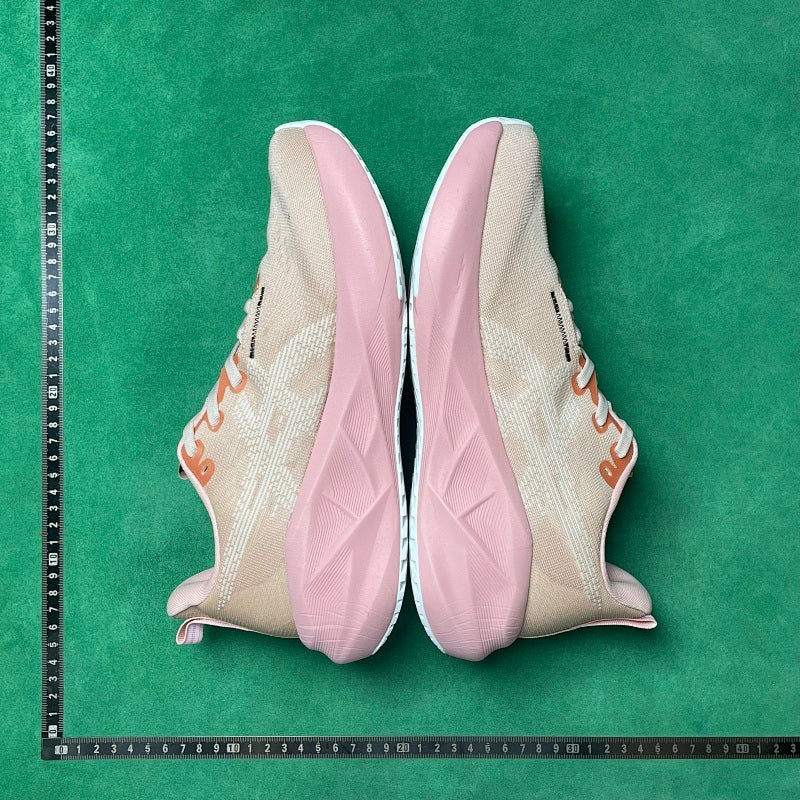 Asics Novablast 5