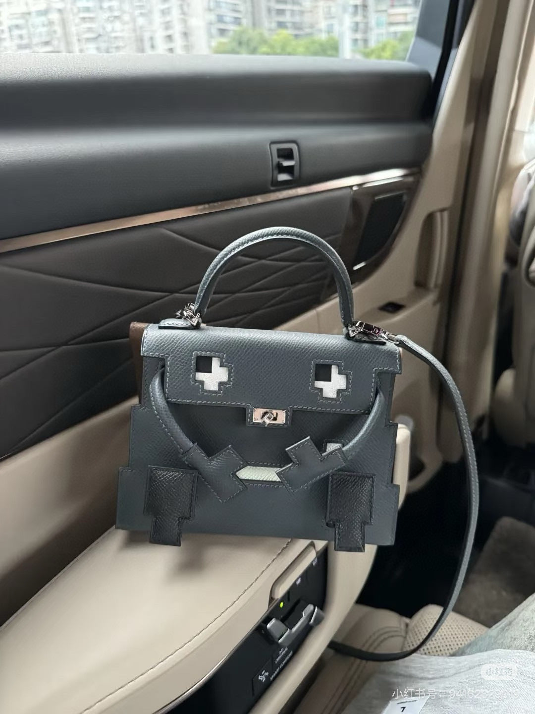 Hermès
