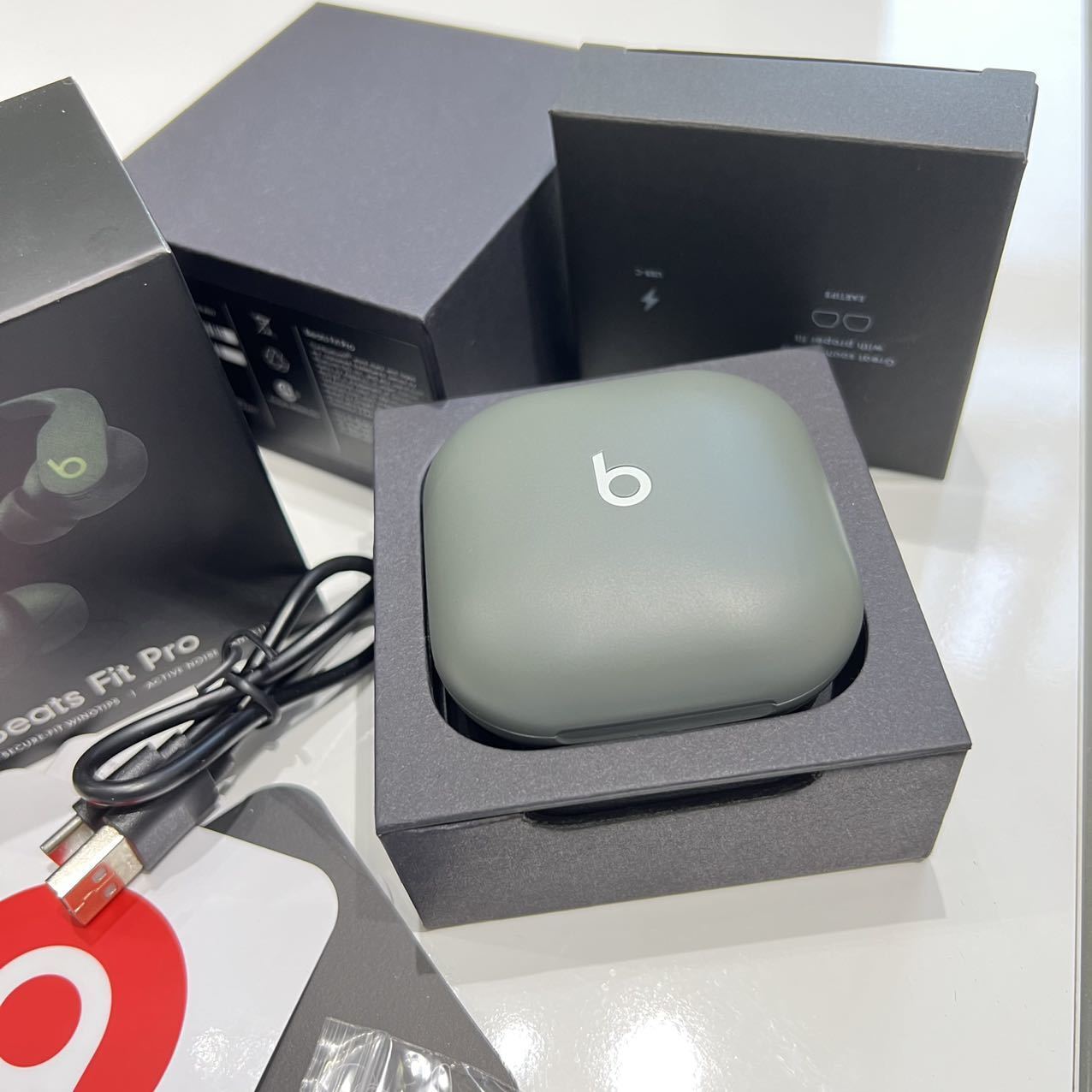 Beats Fit Pro x Kim