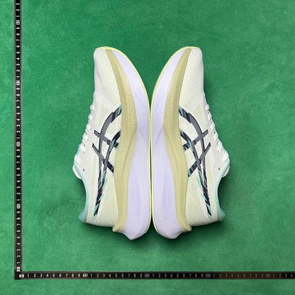 Asics Magic Speed 4
