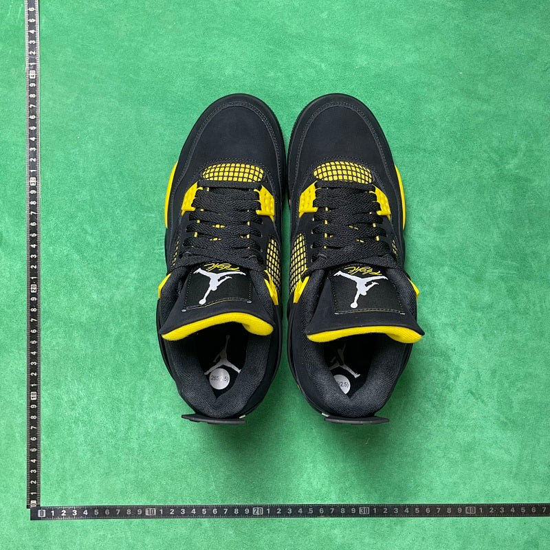 Air Jordan 4 retro