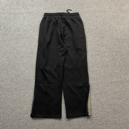 FEAR OF GO ESSENTIALS