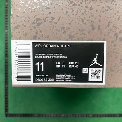 Air Jordan 4 Retro
