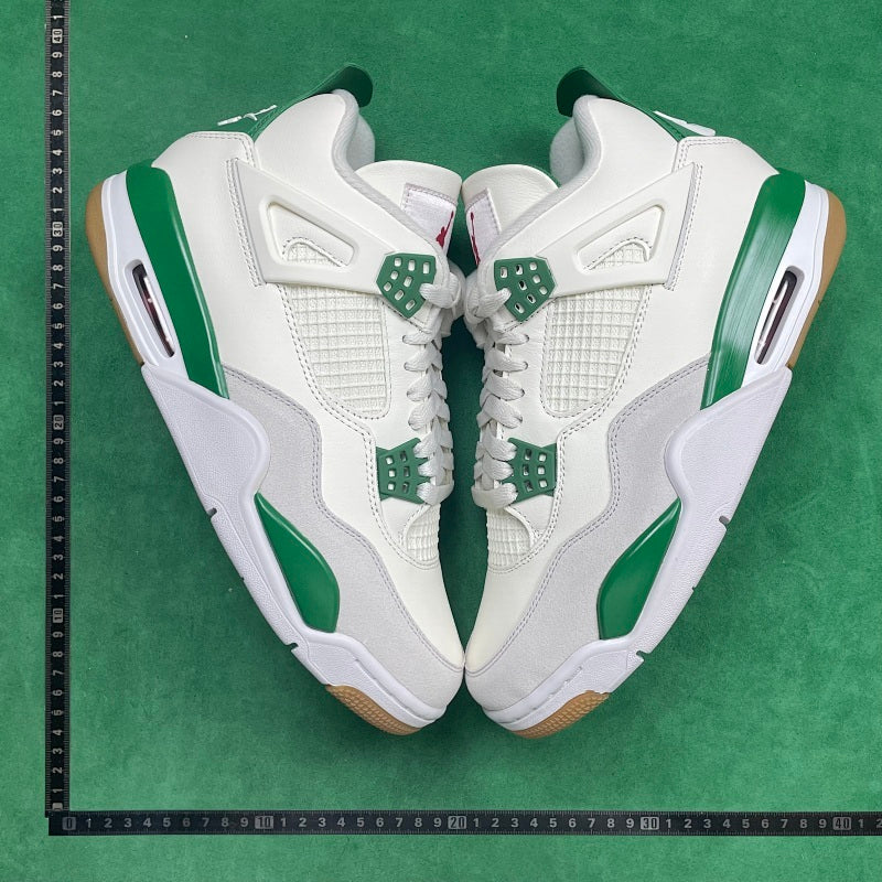 Air Jordan 4 Retro Sp