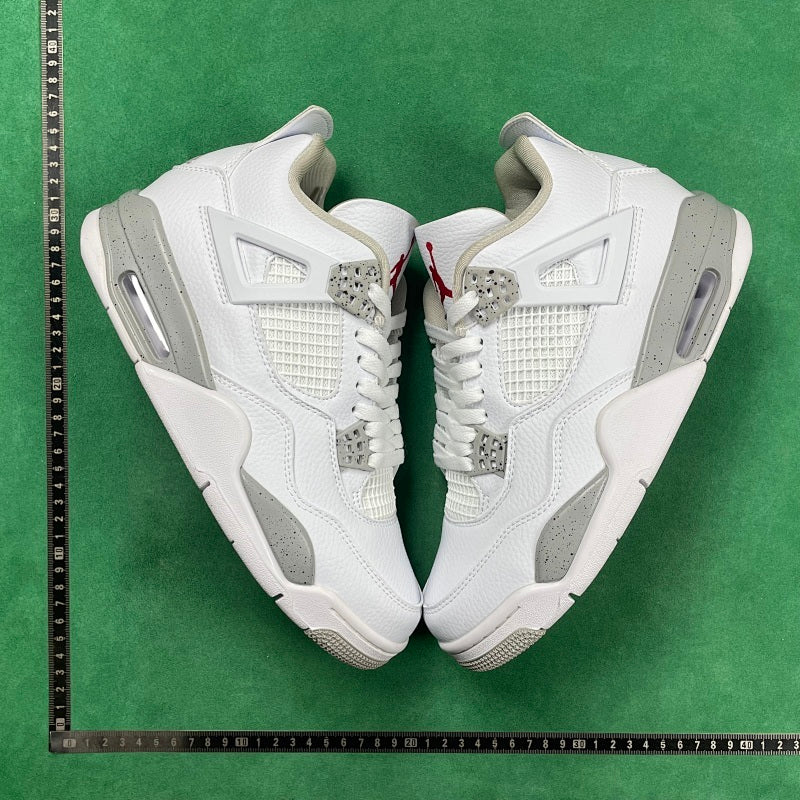 Air Jordan 4 SE