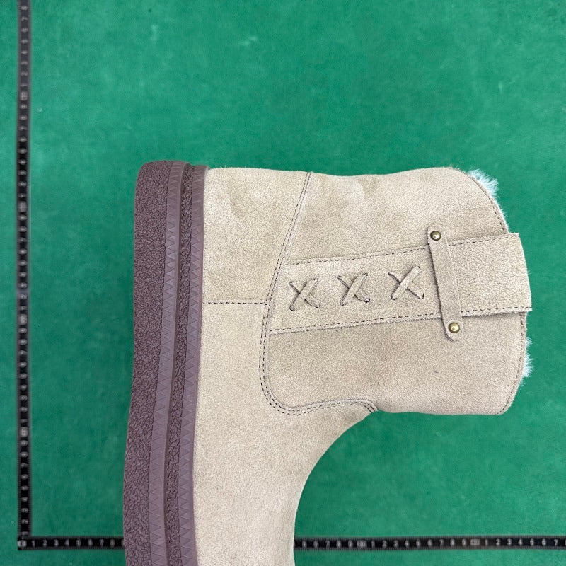 UGG