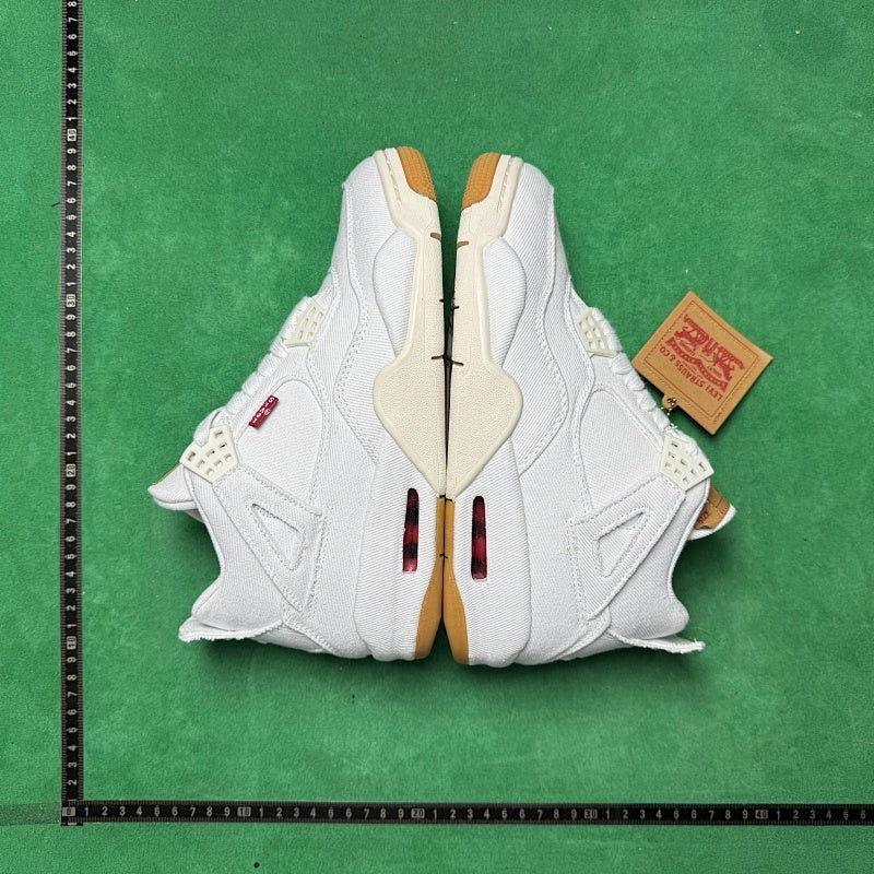 Air Jordan 4 Retro NRG