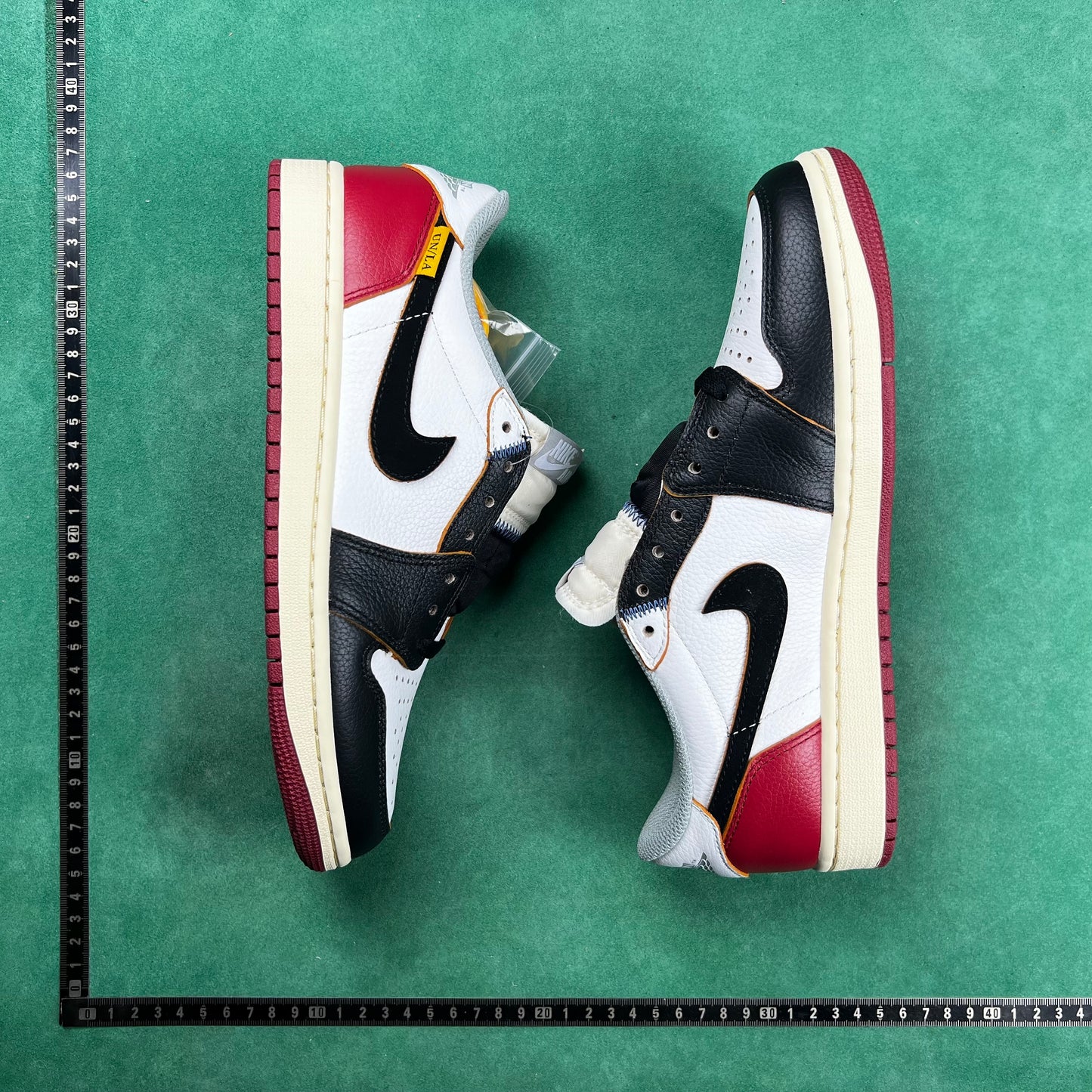 Air Jordan 1