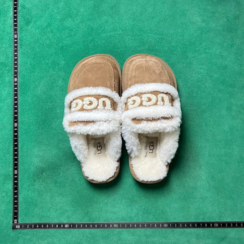 UGG