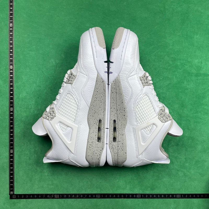 Air Jordan 4 Retro