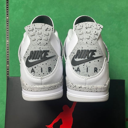 Air Jordan 4 Retro OG