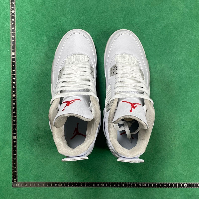 Air Jordan 4 SE