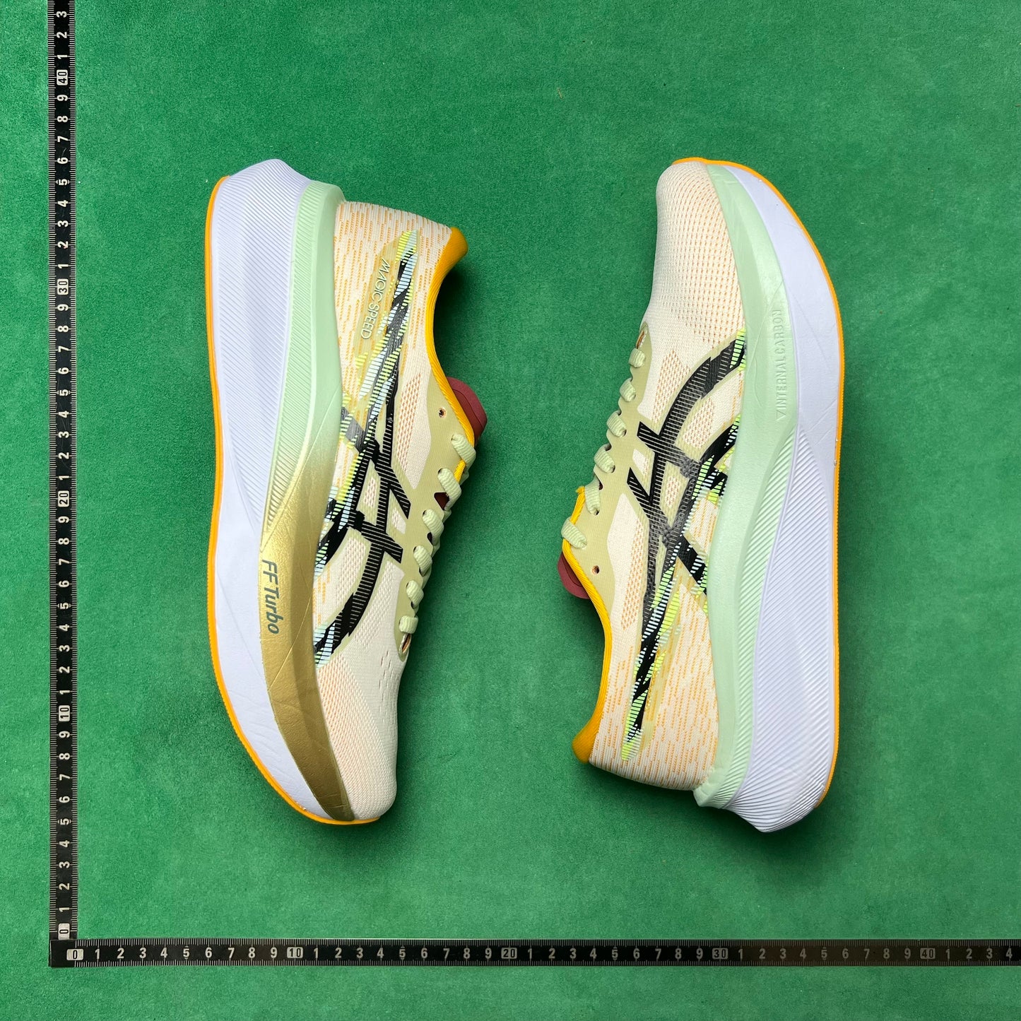 Asics-Magic Speed 4