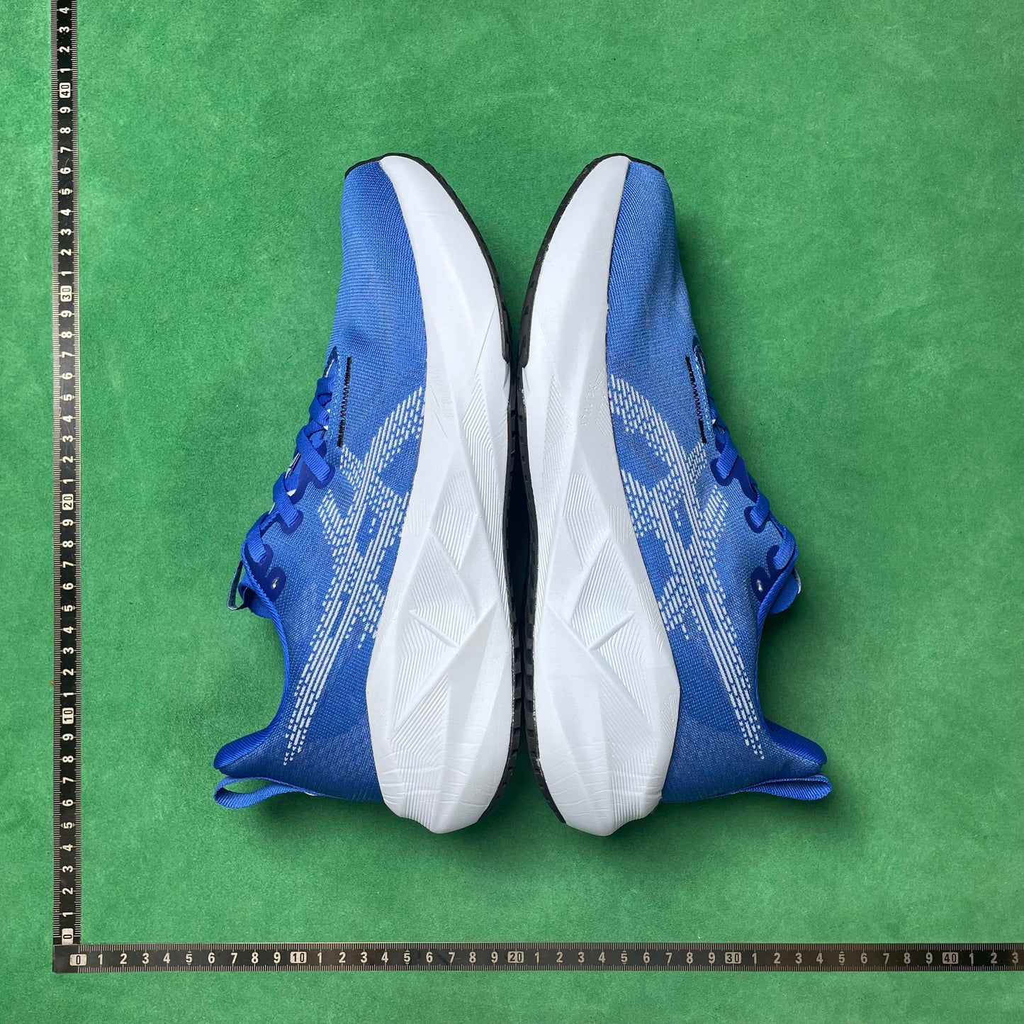 Asics Novablast 5