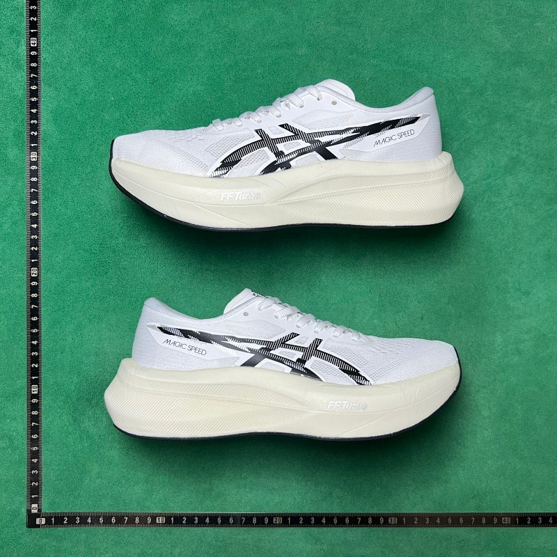 Asics Magic Speed 4