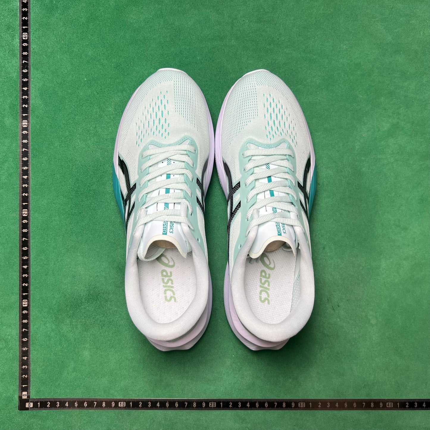 Asics Magic Speed 4