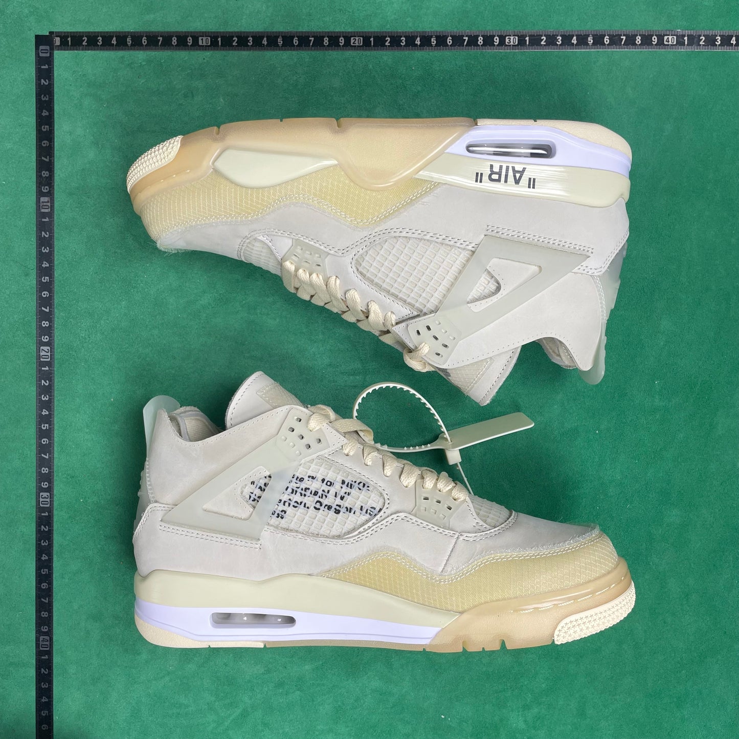Air Jordan 4 WMNS RETRO SP