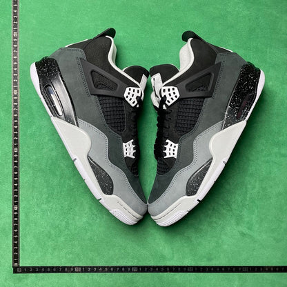 Air Jordan 4 Retro