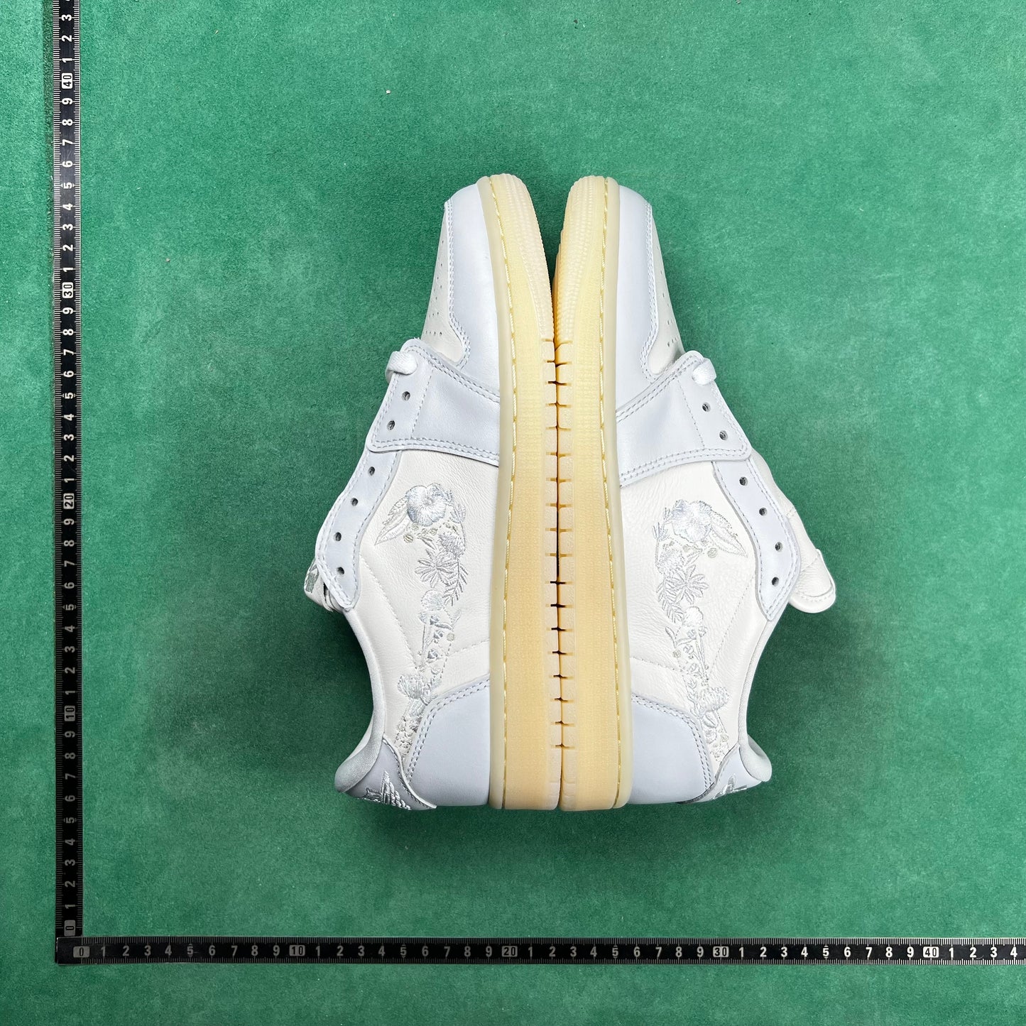 Air Jordan 1