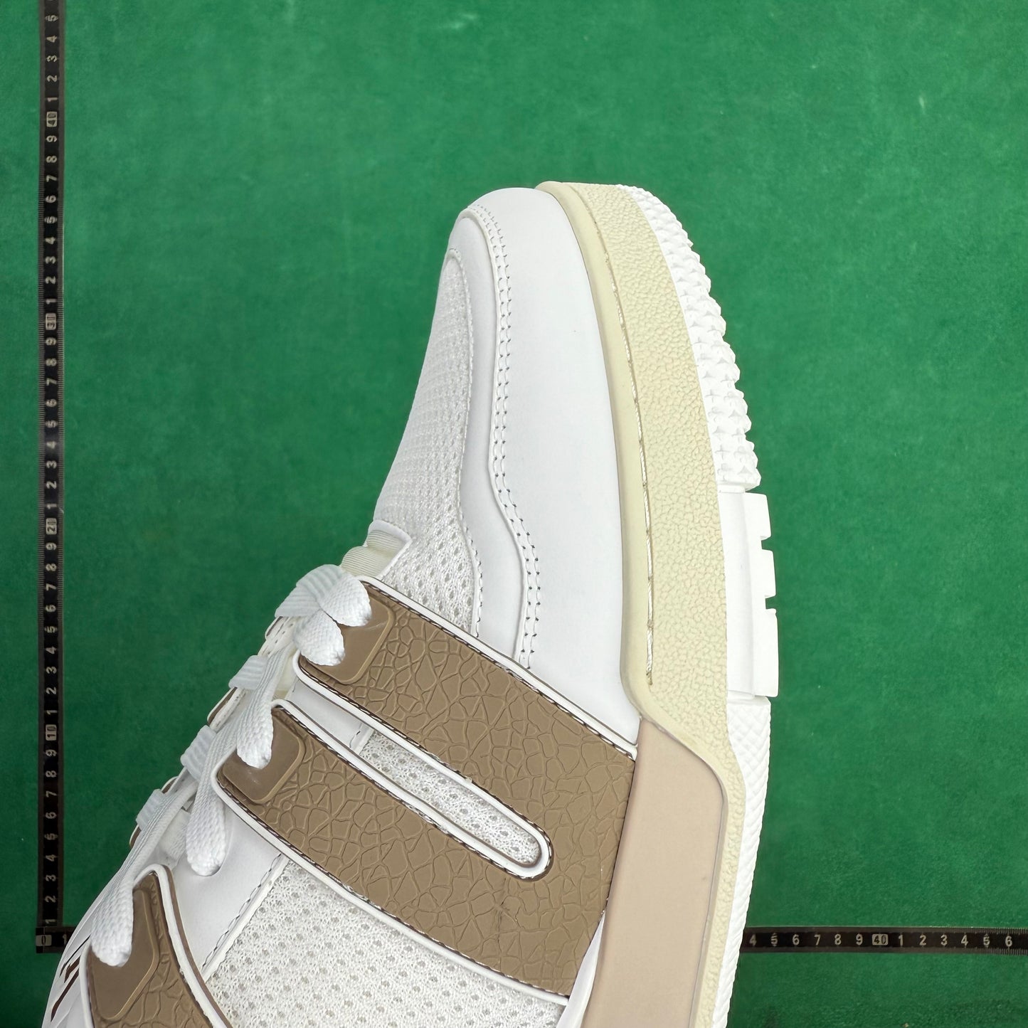 Louis Vuitton - BD Trainer