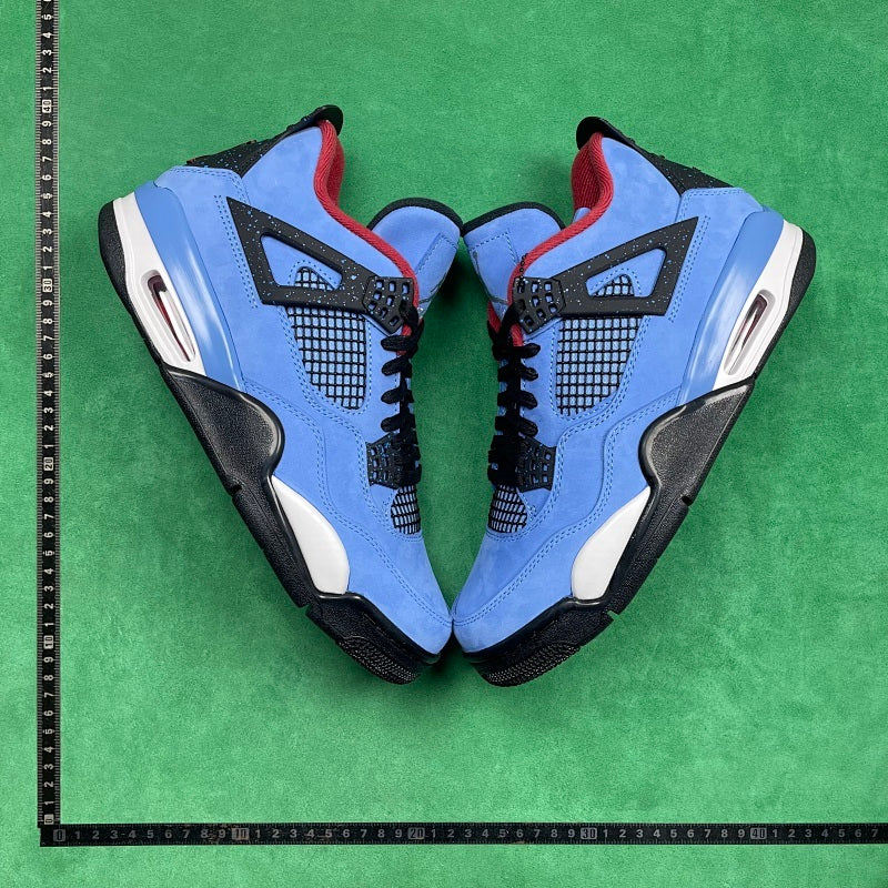 Air Jordan 4 Retro