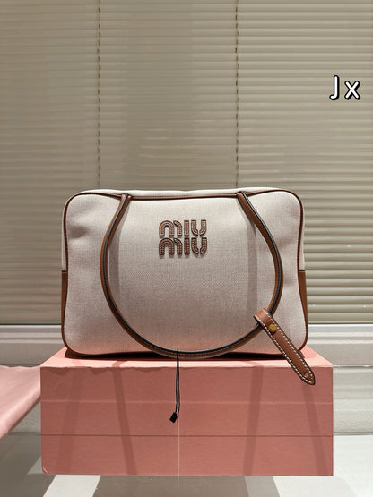 MiuMiu