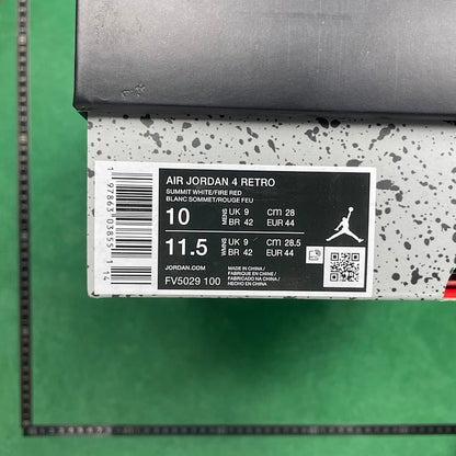Air Jordan 4 Retro