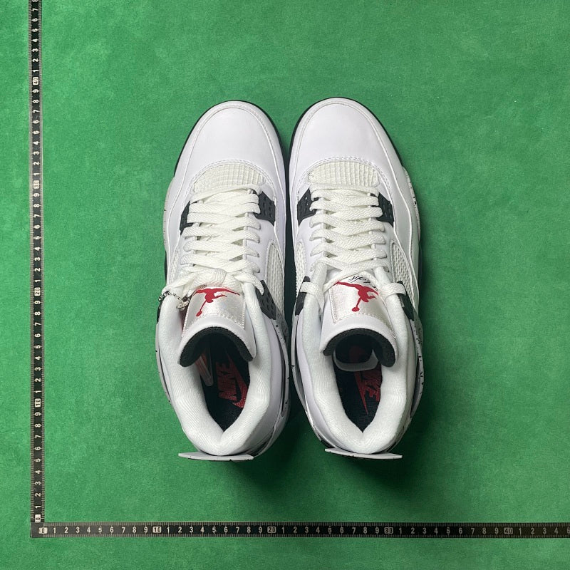 Air Jordan 4 Retro OG