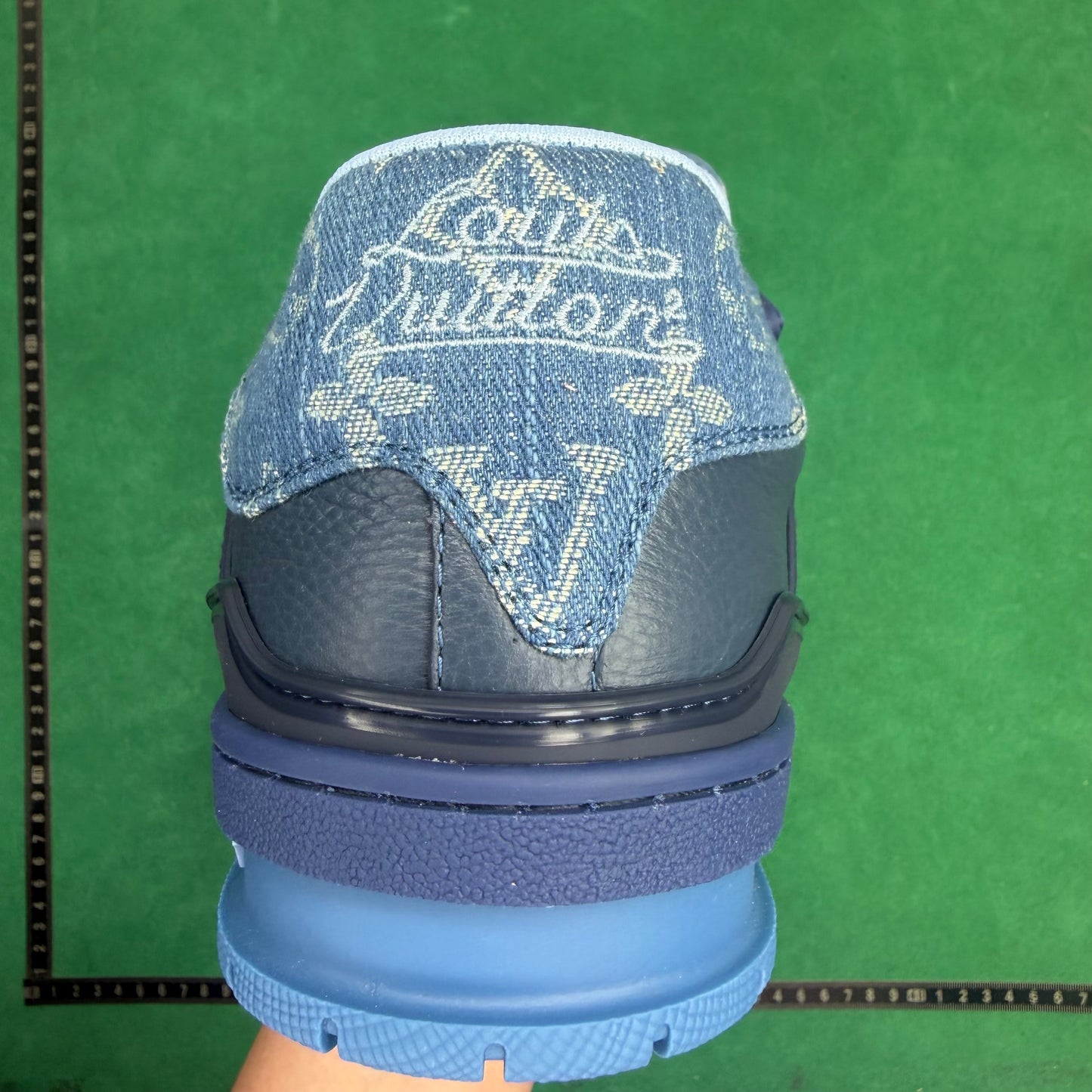 Louis Vuitton  - TT Trainer