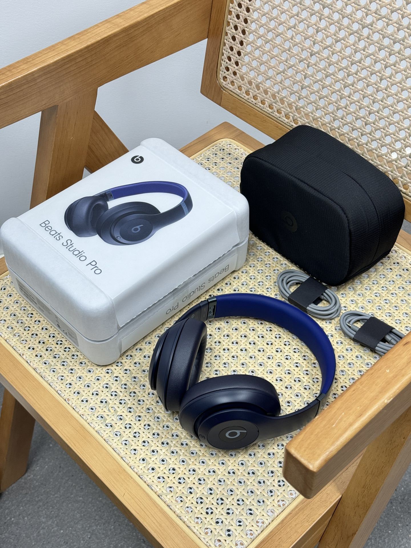 Beats Studio Pro