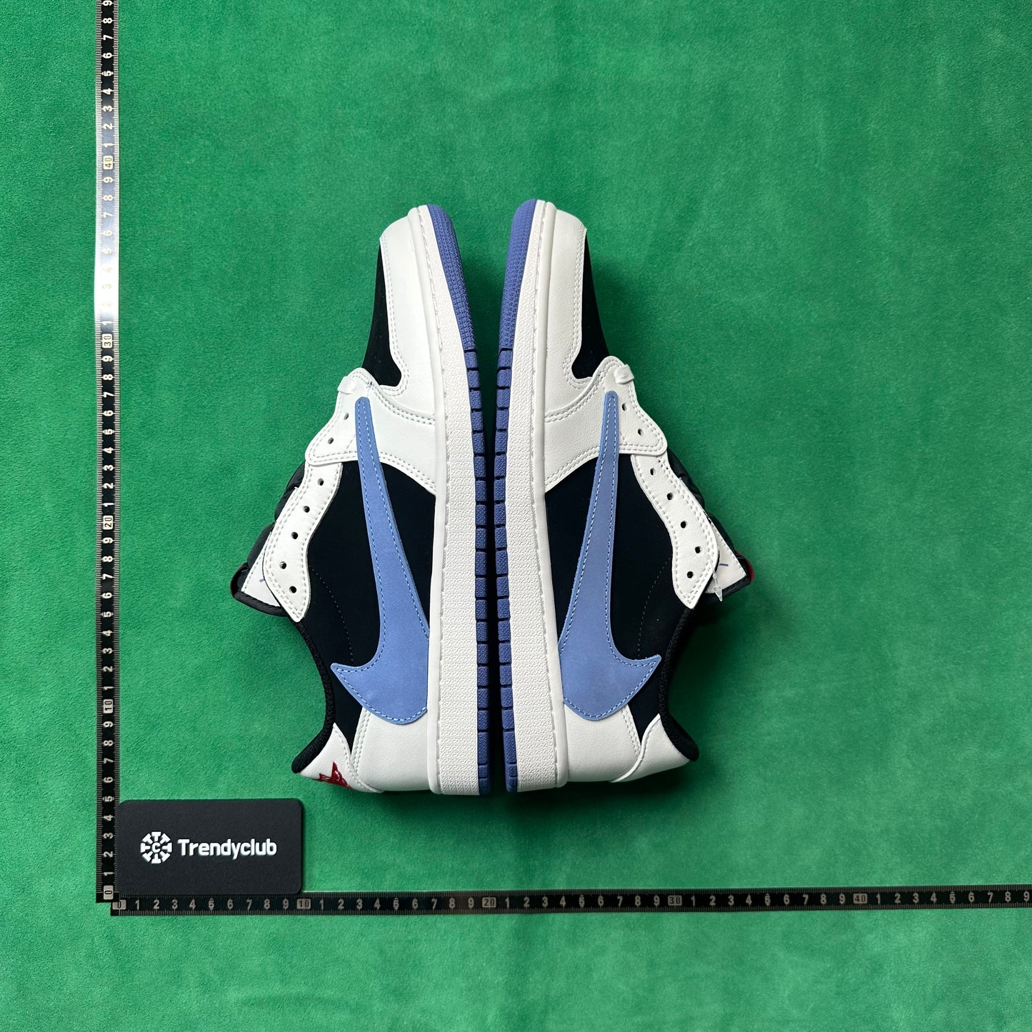 Air Jordan 1