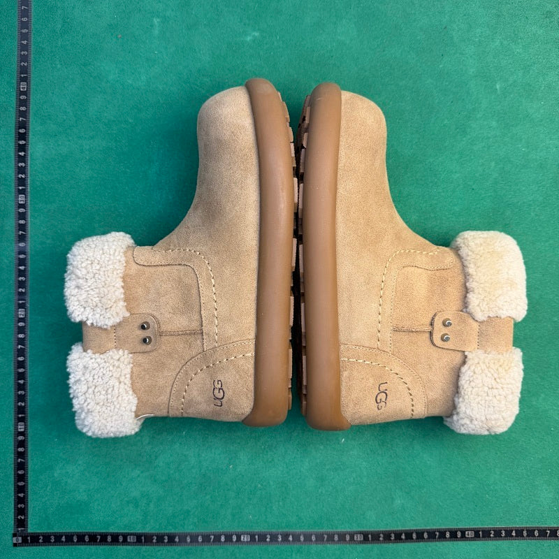 UGG
