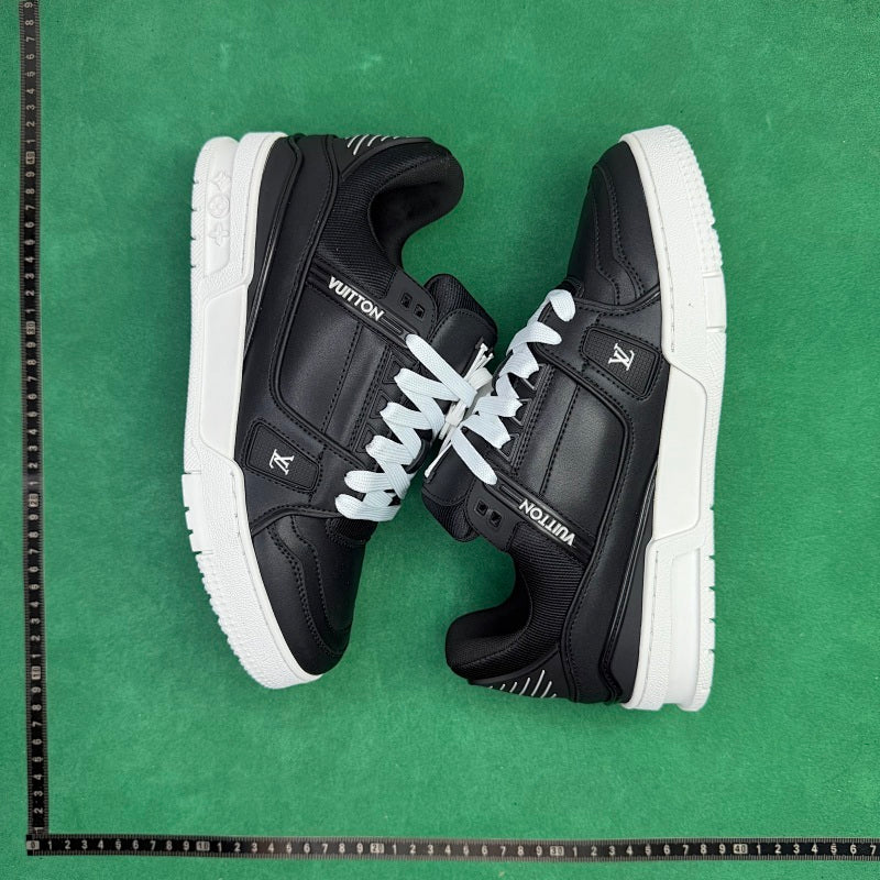 Louis Vuitton  - TT Trainer