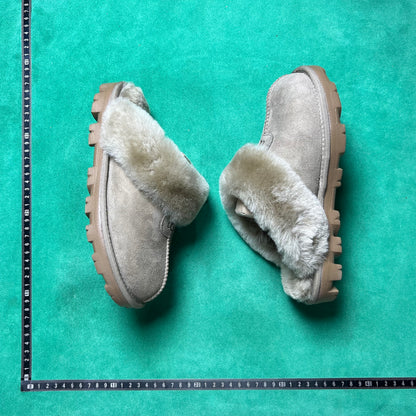 UGG