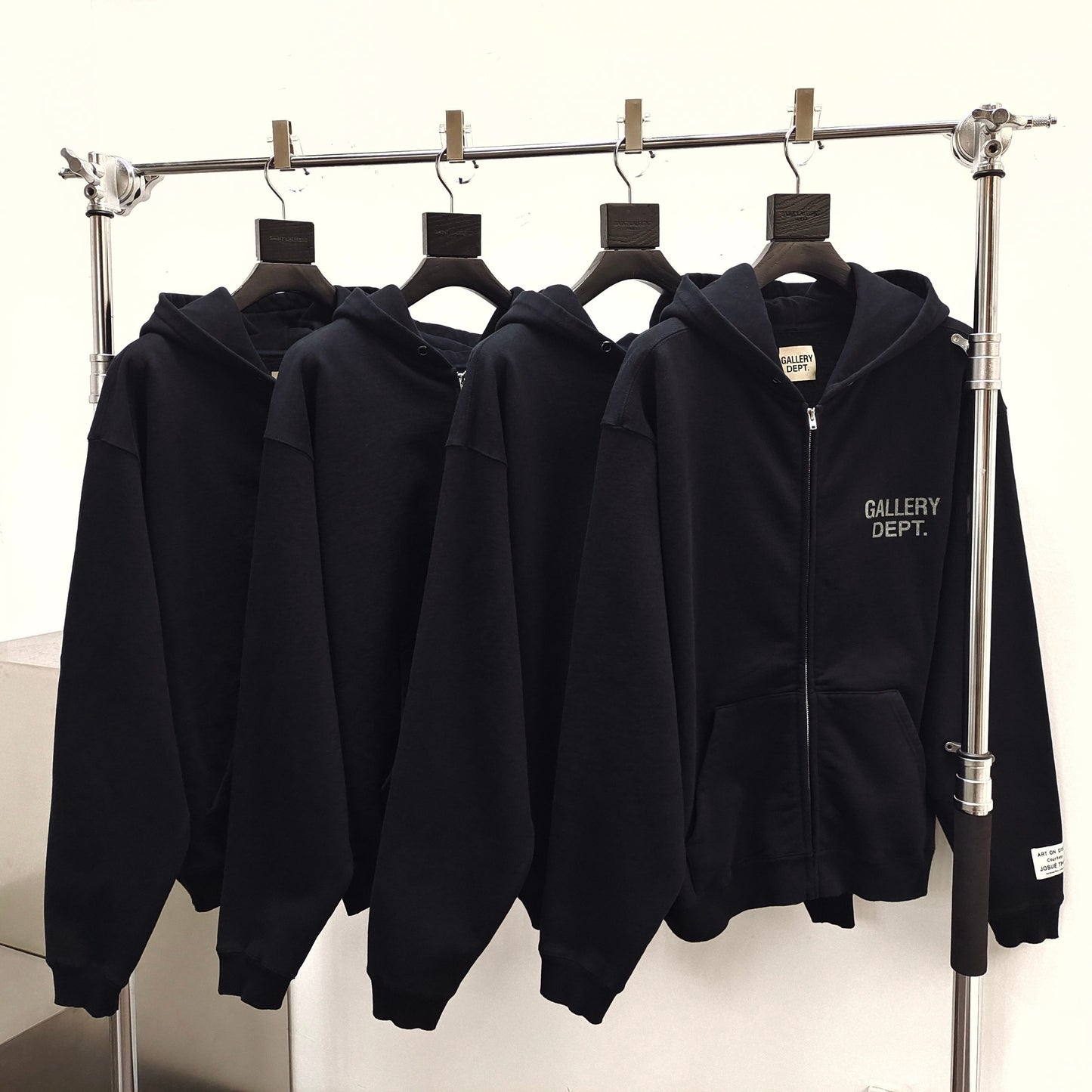 Gallery DEPT.