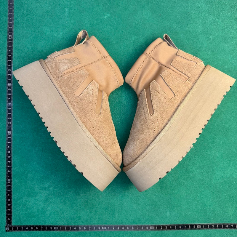 UGG