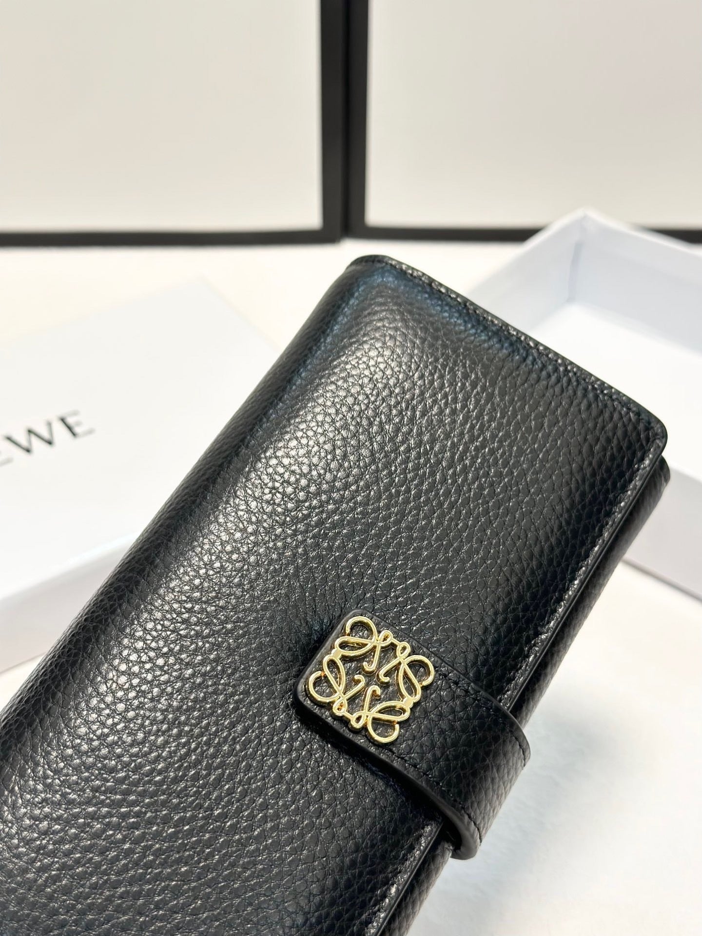LOEWE
