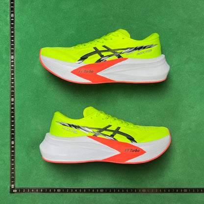 Asics Magic Speed 4