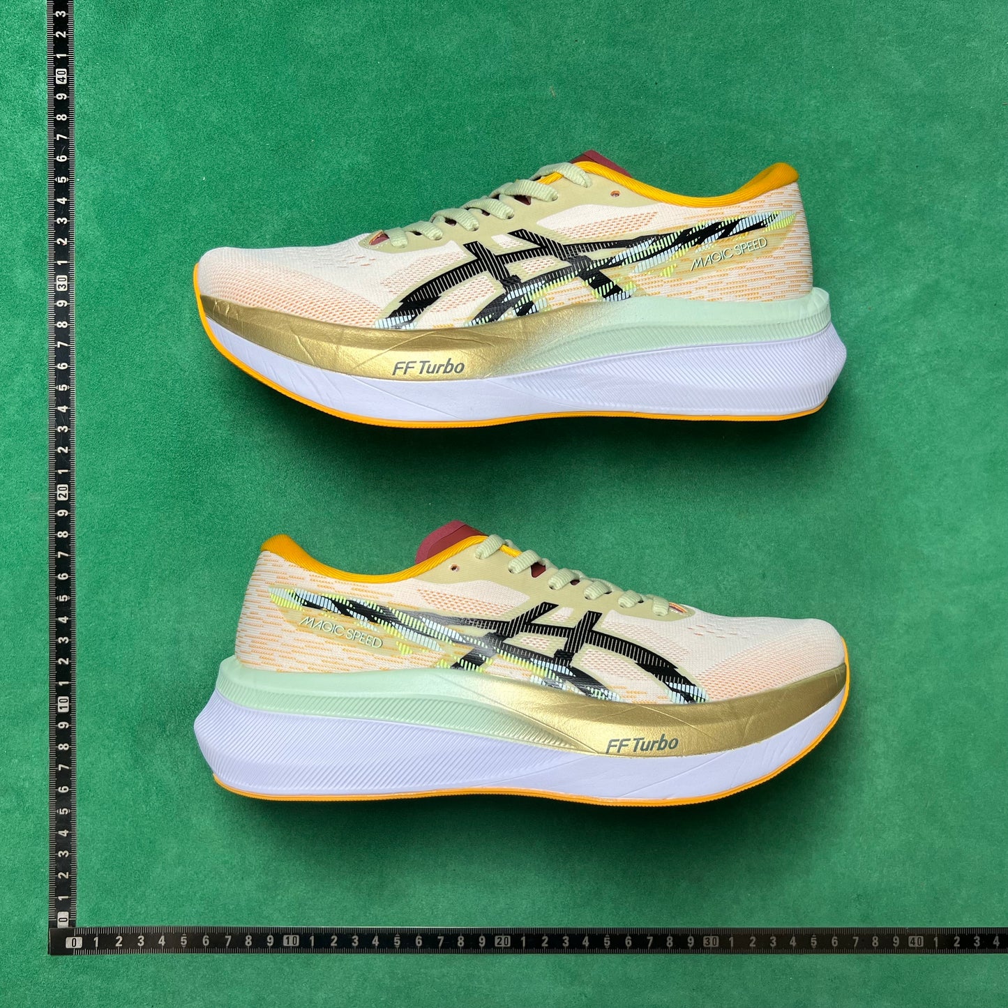Asics-Magic Speed 4