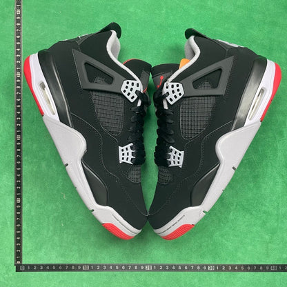 Air Jordan 4 Retro