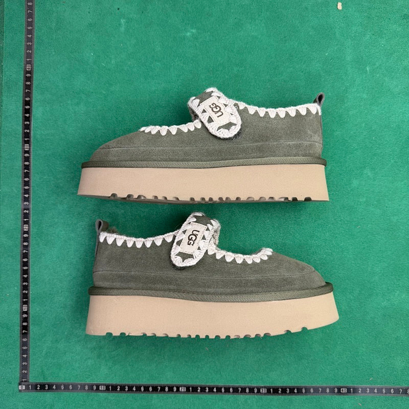 UGG