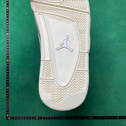 Air Jordan 4 RM